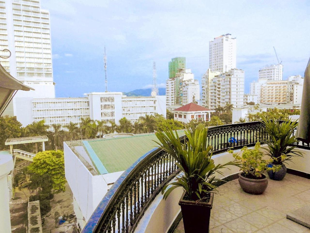 La Suisse Hotel Nha Trang Exterior photo
